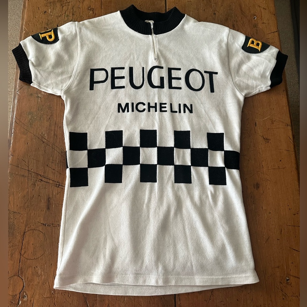 Very Rare original Eddy Merckx era PEUGEOT cycling team jersey circa 196…